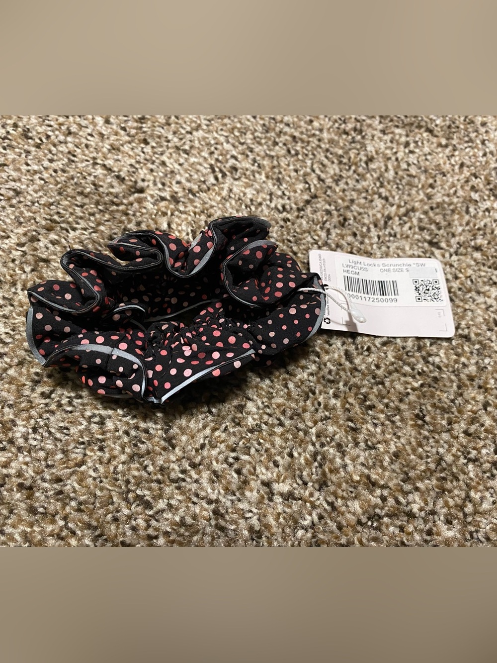 Lululemon scrunchie